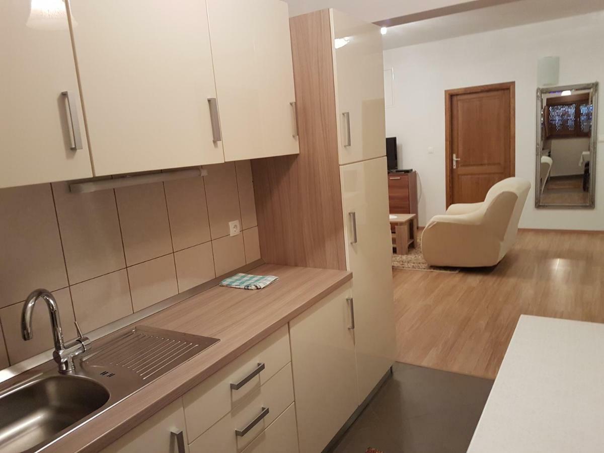 Apartments Alen 스베티 유라이 외부 사진